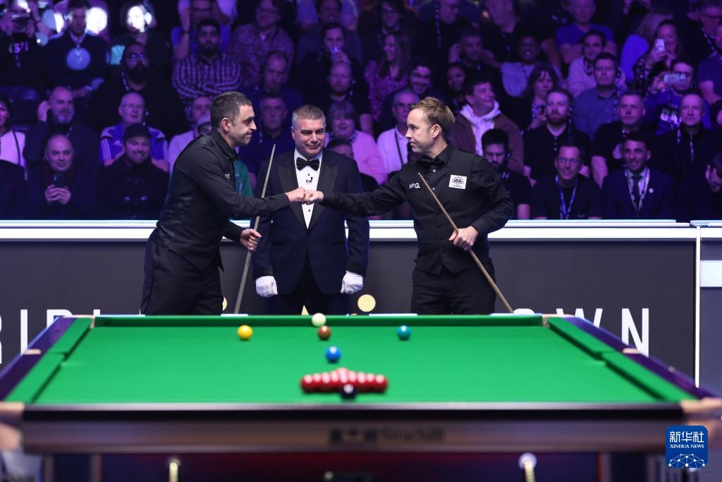 轻球员占据 轻球员占据